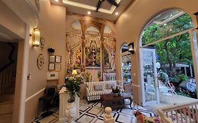 Saigon By Night Luxury Hotel